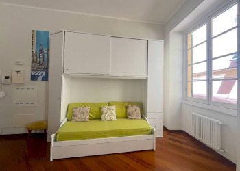 Camera da letto - Monolocale via Lomellini, 15, Genova - foto 7