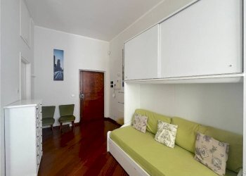 Camera da letto - Monolocale via Lomellini, 15, Genova - foto 8