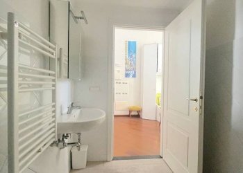 Bagno - Monolocale via Lomellini, 15, Genova - foto 13
