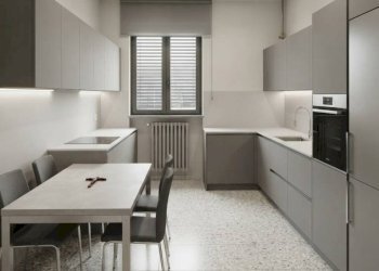 Cucina - Casa indipendente via Piave, 3, Lozza - foto 11
