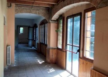 Interno palazzo - Stabile - Palazzo via Vittorio Veneto, 12, Sangiano - foto 35