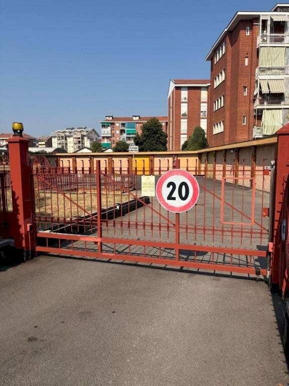 Zona - Box via Giordano Bruno, 4, Moncalieri - photo 1