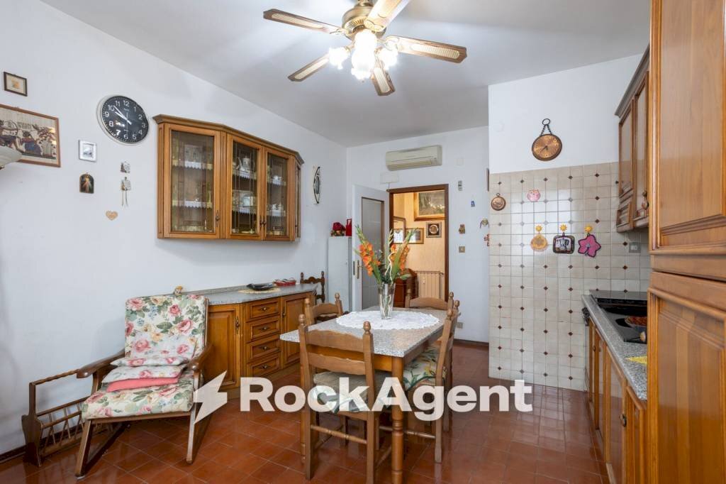 Cucina - Three-room apartment via Marco Mastacchi, 238, Livorno - photo 2