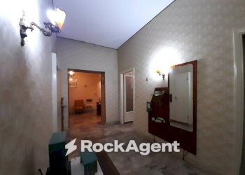 Corridoio - Trilocale via Roma, 35, Acquapendente - foto 4