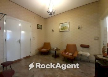 Cucina - Trilocale via Roma, 35, Acquapendente - foto 7