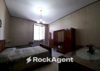 Camera da letto - Trilocale via Roma, 35, Acquapendente - foto 14