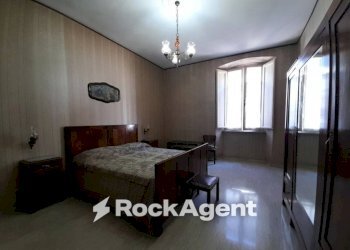 Camera da letto - Trilocale via Roma, 35, Acquapendente - foto 16