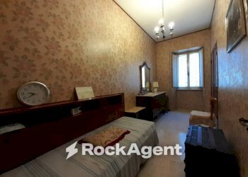Camera da letto - Trilocale via Roma, 35, Acquapendente - foto 21