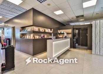 Interno non residenziale - Shop via Amilcare Ponchielli, 23, Bologna (neighborhood Savena) - photo 1