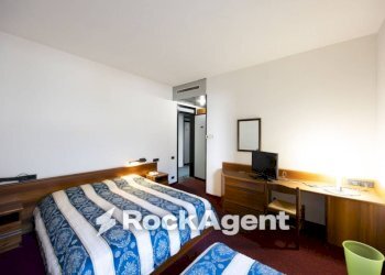 Camera da letto - Casa indipendente via per Camaiore, 33, Pescaglia - foto 11
