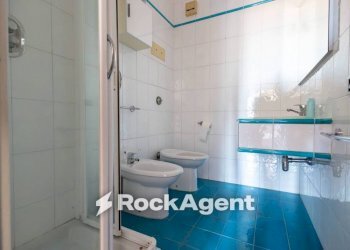 Bagno - Four-room apartment via Edmondo Buccarelli, 4, Catanzaro - photo 28