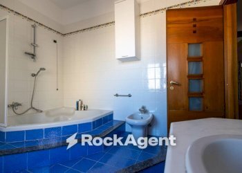 Bagno - Four-room apartment via Edmondo Buccarelli, 4, Catanzaro - photo 37