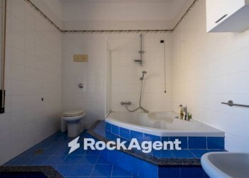 Bagno - Four-room apartment via Edmondo Buccarelli, 4, Catanzaro - photo 39