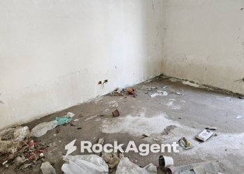 Magazzino - Negozio corso G. Garibaldi, 366, Siderno - foto 2