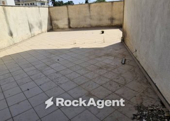 Terrazzo - Negozio corso G. Garibaldi, 366, Siderno - foto 5