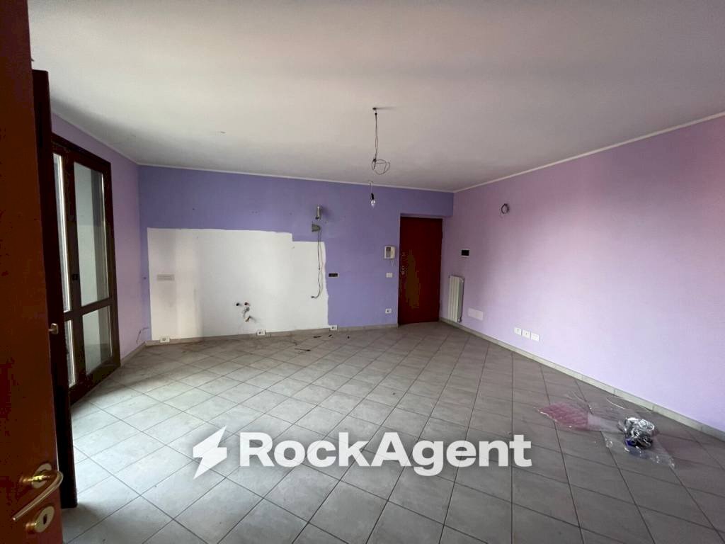 Cucina - Three-room apartment via Romera Vecchia, 25, Broni - photo 3