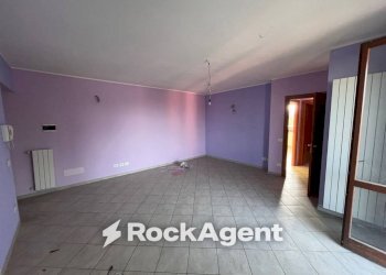Cucina - Three-room apartment via Romera Vecchia, 25, Broni - photo 6