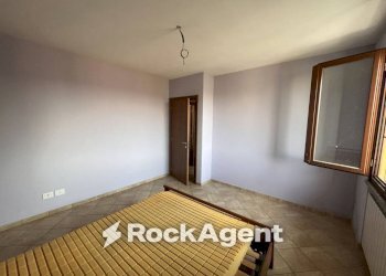 Camera da letto - Three-room apartment via Romera Vecchia, 25, Broni - photo 16