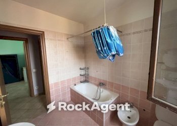 Bagno - Three-room apartment via Romera Vecchia, 25, Broni - photo 19