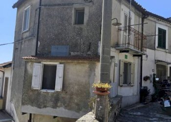Facciata - Casa indipendente via Roma, Grotteria - foto 2