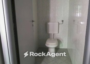 Bagno - Ufficio via Ippolito Nievo, 25, Torino (zona Vanchiglia) - foto 6