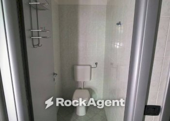 Bagno - Ufficio via Ippolito Nievo, 25, Torino (zona Vanchiglia) - foto 13
