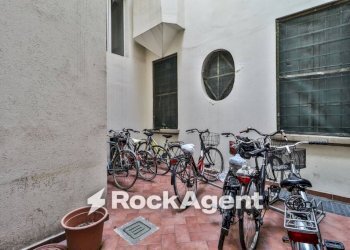 Cortile interno - Alimentari - Gastronomia Bologna (zona Centro Storico) - foto 3