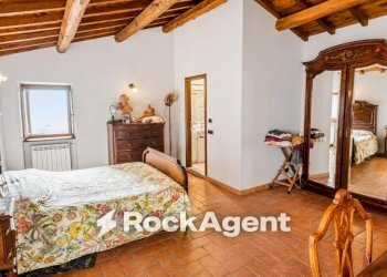 Camera da letto - Appartamento via delle Scuole, 4, Viterbo - foto 13