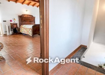 Corridoio - Appartamento via delle Scuole, 4, Viterbo - foto 17