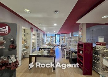 Interno non residenziale - Shop via Regina Margherita, 223, Taviano - photo 15