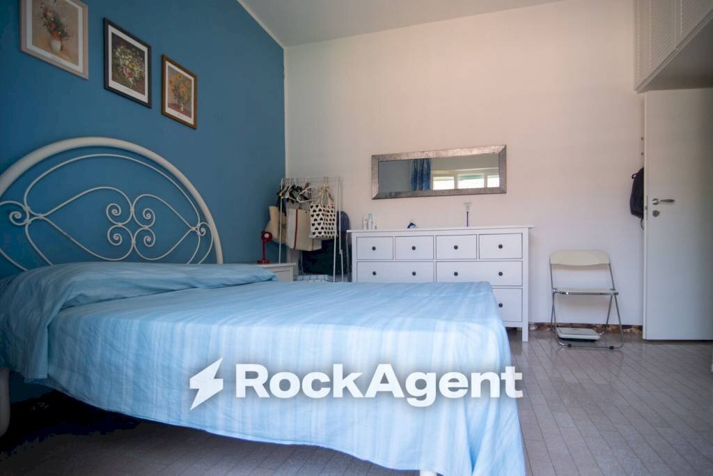 Camera da letto - Trilocale viale Giunone, 14, Cervia - foto 3