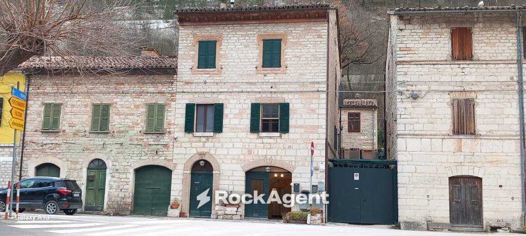 Facciata - Two-room apartment via Camponocecchio 15, Genga - photo 1