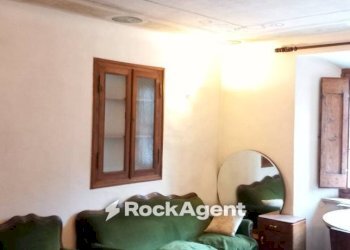 Salone - Two-room apartment via Camponocecchio 15, Genga - photo 9