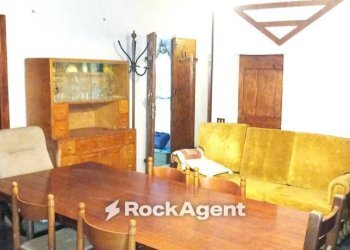 Salone - Two-room apartment via Camponocecchio 15, Genga - photo 14