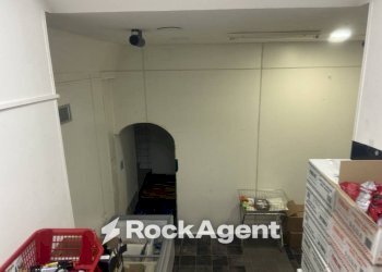 Interno non residenziale - Negozio via Bologna, Napoli - foto 13