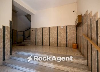 Interno palazzo - Four-room apartment via Vittorio Butera, Catanzaro - photo 5