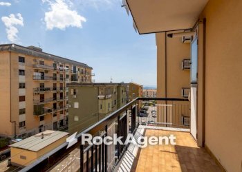 Balcone - Four-room apartment via Vittorio Butera, Catanzaro - photo 13