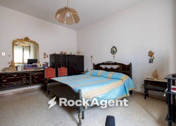 Camera da letto - Four-room apartment via Vittorio Butera, Catanzaro - photo 32