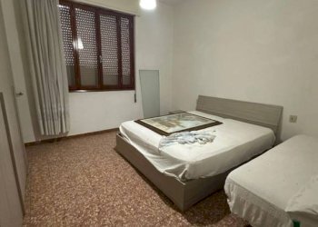 Camera da letto - Stable - Palace viale Trieste, Chioggia - photo 12