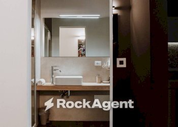Bagno - Three-room apartment via Cota, 20, Lecce - photo 24