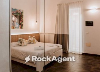 Camera da letto - Three-room apartment via Cota, 20, Lecce - photo 31