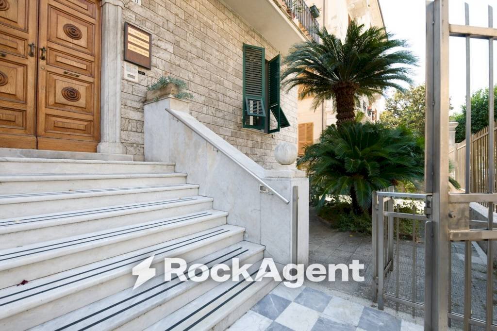Interno palazzo - Ufficio corso Angelo Gianelli, 11, Chiavari - foto 3