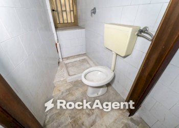 Bagno - Shop via Mogadiscio, 25, Catania - photo 9