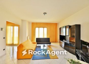 Salone - Villa via Lucia Preite, 46, Taurisano - photo 9