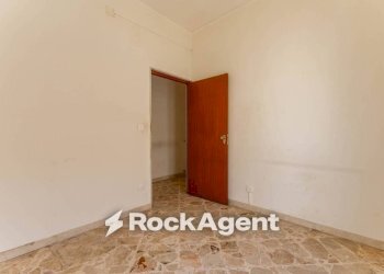Camera da letto - Trilocale via Taranto, 1, Bari (zona Carbonara di Bari) - foto 8