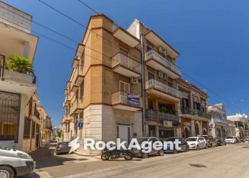 Zona - Trilocale via Taranto, 1, Bari (zona Carbonara di Bari) - foto 33