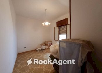 Camera da letto - Villa via Marcinelle ang. L. Da Vinci, Salice Salentino - foto 18