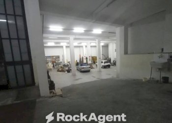 Interno non residenziale - Negozio via Vittorio Veneto, 126, Ruffano - foto 15