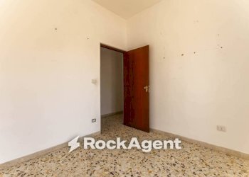 Camera da letto - Trilocale via Taranto, 1, Bari (zona Carbonara di Bari) - foto 13
