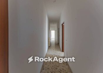 Corridoio - Trilocale via Taranto, 1, Bari (zona Carbonara di Bari) - foto 20